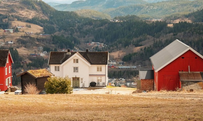 Lokken House | Family-Focused 4 Bedroom Retreat in Scenic Svorkmo