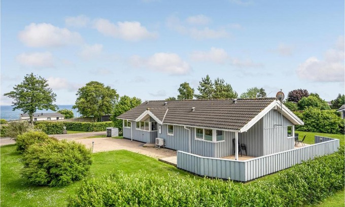 Hvidbjerg Strand House | Inviting 4 Bedroom Home in Børkop - Family Friendly Stay
