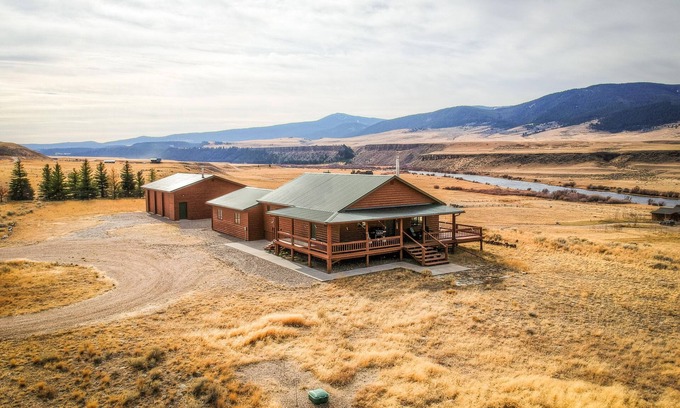Cameron House | Elegant 4 Bedroom Home with Private Madison River Access