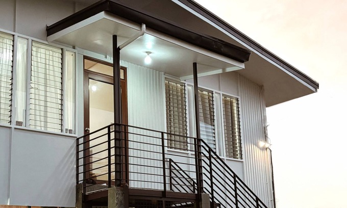 Baguio House | 4-Bedroom House in Baguio City with Parking. Pet-friendly!