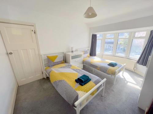 Bensham Manor House | 4-Bedroom House - Thornton Heath