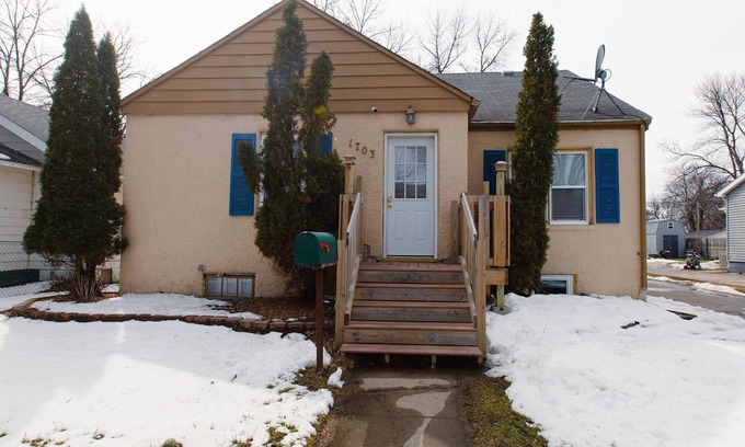 Grand Forks House | Spacious 4-Bedroom House with Inviting Man Cave Retreat