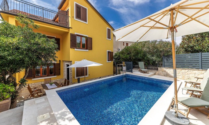 Selce House | 4 bedroom lovely home in Selce