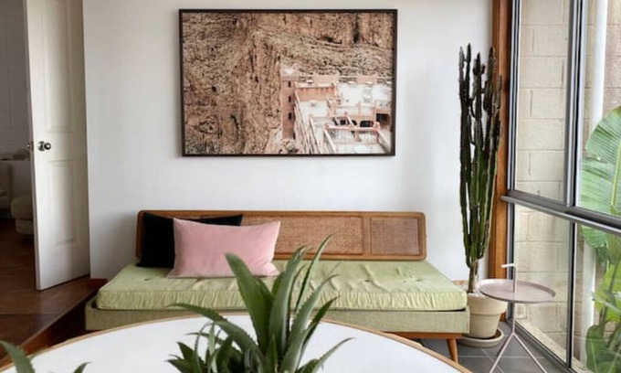 Bundeena House | Mid-Century Home with Ocean Views & Spa Amenities