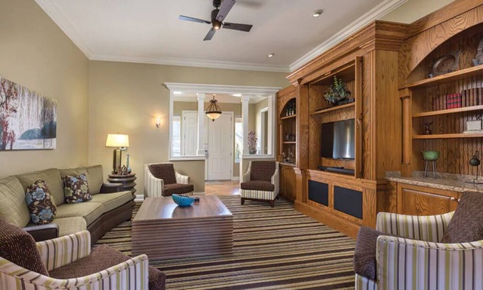 Sevierville Condo | Spacious 4 Bedroom Suite with Full Kitchen in Smoky Mountains