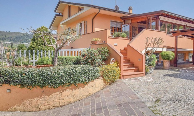 Massarosa House | Immaculate 4-Bedroom Getaway in Massarosa with Spa