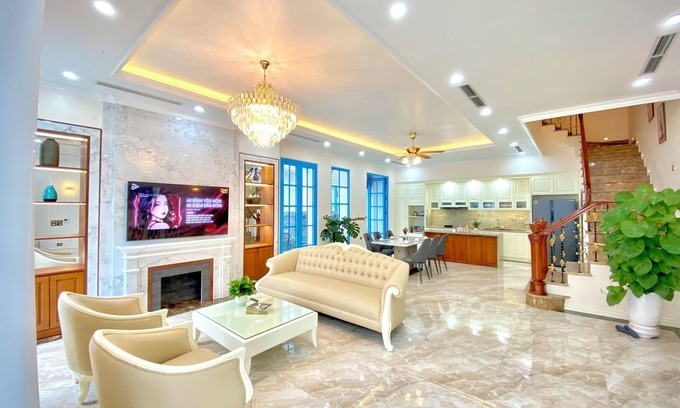 Bai Chay Villa | 4-bedroom villa near the beach in Hạ Long