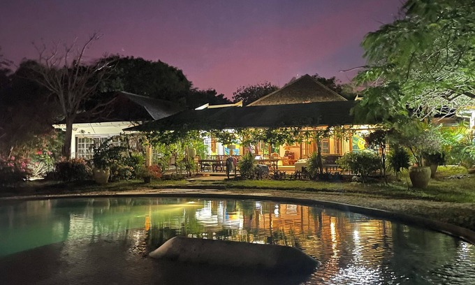 Gede Villa | 4-bedroom villa right on the white beach in Kilifi.