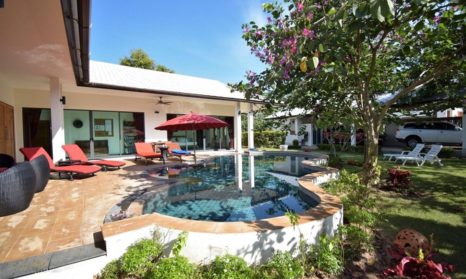 Plai Laem Villa | Private Pool Villa in Serene Walled Garden Retreat