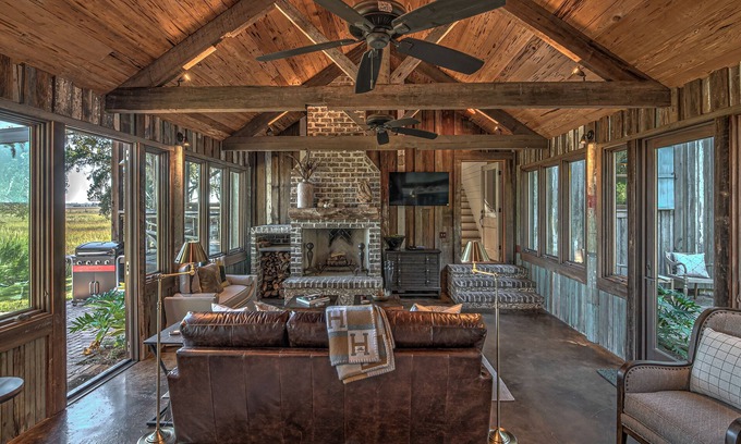 Darien Other | Exceptional 4-BR Hatcher House with Pool & Firepit on Farm