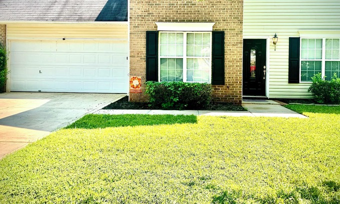 Monroe House | 4 BR West Monroe Near Bypass and Charlotte, Pet Friendly