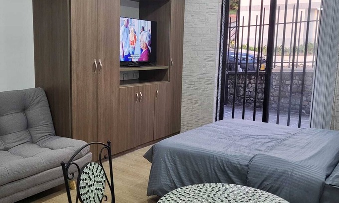 Manizales Apartment | Pet-Friendly Calido Apartaestudio in Casa Azul, Manizales