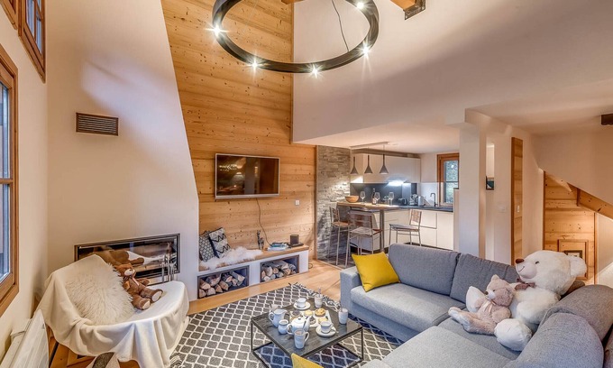 Les Brevieres Ski Chalet | Beautiful Chalet Tignes-Les Brévières: Family Retreat Awaits