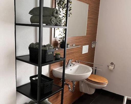 Leipheim Apartment | Family-Friendly 4-h3rOeS Legoland Günzburg Wohnung 2