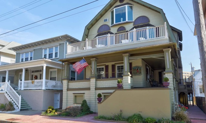 Atlantic City House | Just 4 Houses from the Beach with Ocean View & Pool!