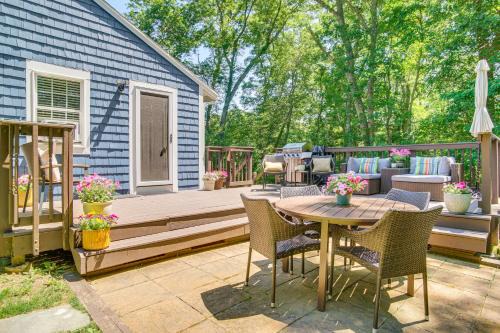 East Falmouth House | Cozy Cape Cod Cottage Close to Bristol Beach Awaits You