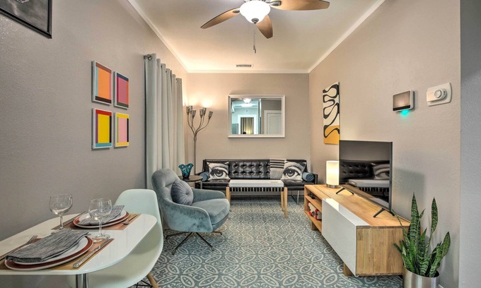 Lower Greenville House | Bright Bungalow G in Dallas: Outdoor Patio & Spa Included!
