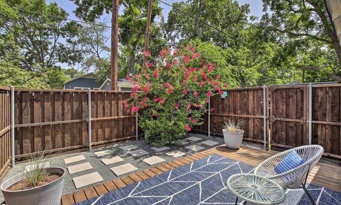 Lower Greenville Cottage | Cozy Bungalow G in Dallas with Outdoor Patio for Families