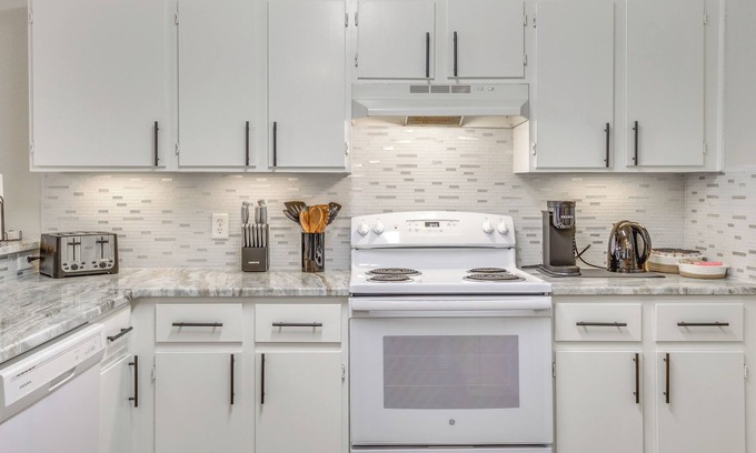 Norman Apartment | 4 Mi to Gaylord Family Stadium: Norman Home