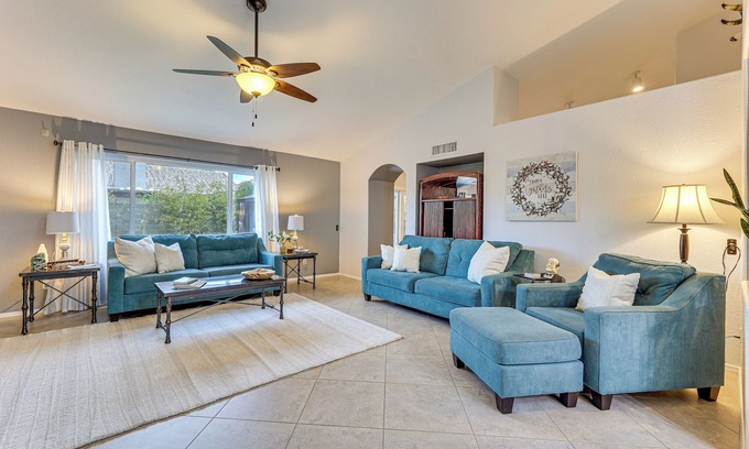 East Mesa House | Inviting Mesa Home with Patio & Grill - 9.8/10 Guest Rated!