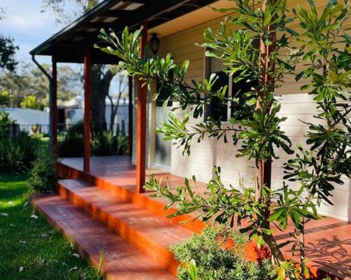 Erowal Bay House | Discover The Wildlife Shack - 4 Mins to Hyams Beach