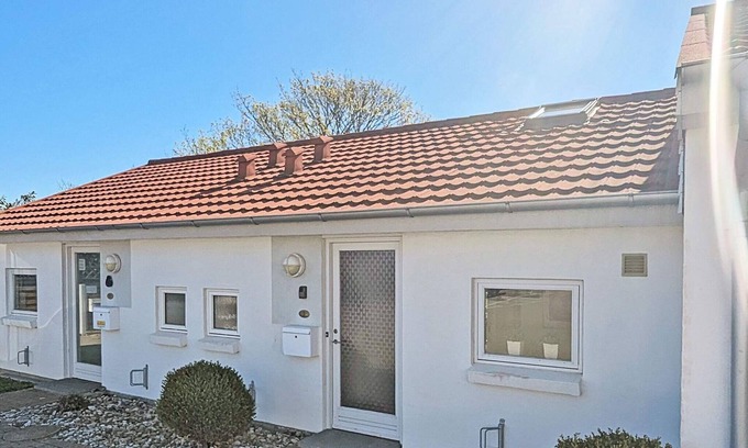 Ærø Municipality House | Top-Rated Holiday Home for 4 in Ærøskøbing with Kitchen