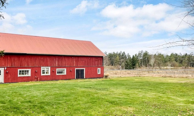 Hallstavik House | 4 person holiday home in HALLSTAVIK