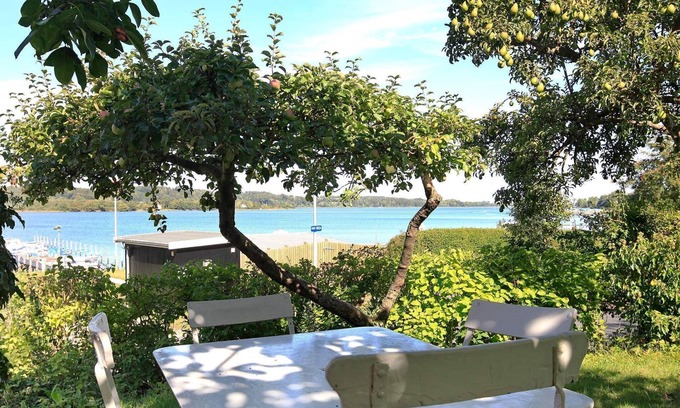 Svendborg House | Cozy Holiday Home in Svendborg with Ocean View & Kitchen