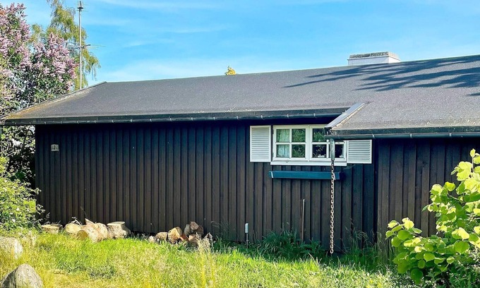 Frørup House | Cozy 4-Person Holiday Home with Oceanfront Views in Frørup