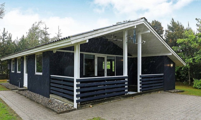 Sønder Nissum House | Family-Friendly Holiday Home in Ulfborg with Breakfast