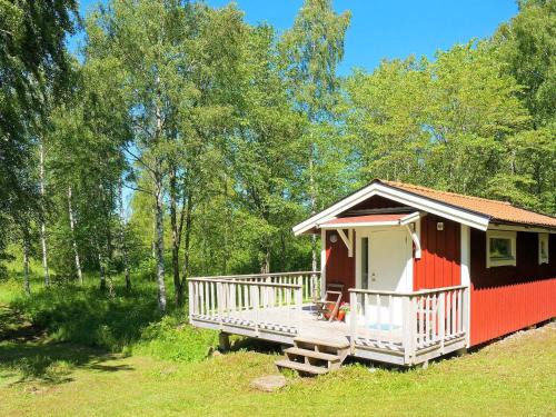 Axvall House | Cozy 4-Person Holiday Home in AXVALL - Family-Friendly Stay