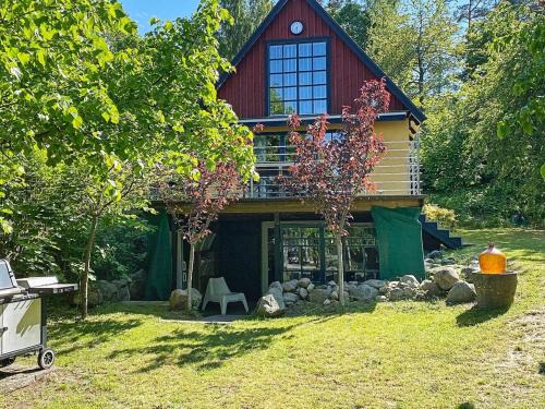 Kivik House | Ideal 4-Person Holiday Home in Kivik - Pet & Child Friendly