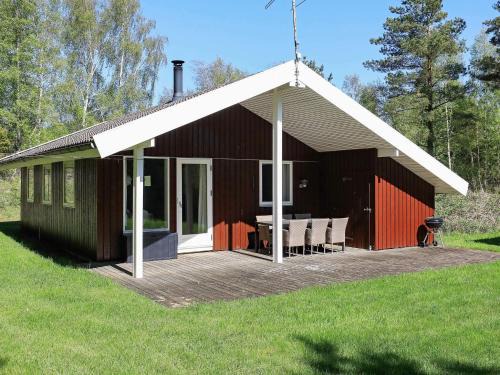 Læsø House | Cozy Holiday Home for 4 with Pet-Friendly Amenities