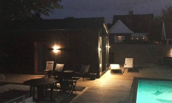 Vaster House | Ideal Holiday Home for 4 in Malmö with Breakfast Included
