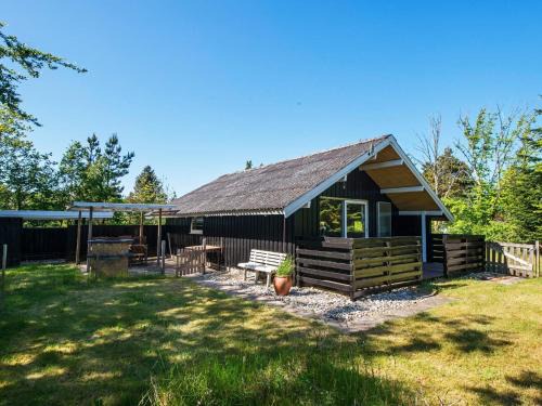Ringkøbing-Skjern Municipality House | Cozy 4-Person Holiday Home in Skjern - Pet & Child Friendly