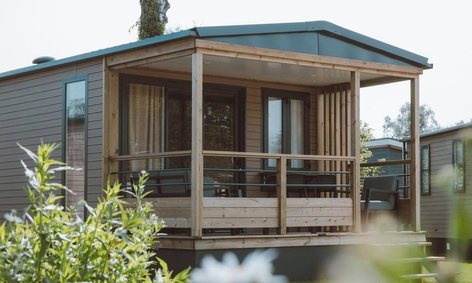 Voorthuizen Resort | Cozy 4-Person Tiny Lodge with Pool & Spa Amenities