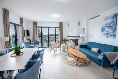 Cagnes-sur-Mer Apartment | Elegant 4-Piece Retreat with Pool Access for Your Family