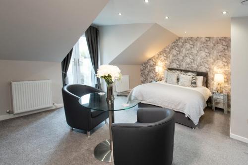Perth Apartment | Discover 3 Cozy Bedrooms with Free Parking & Child-Friendly Amenities