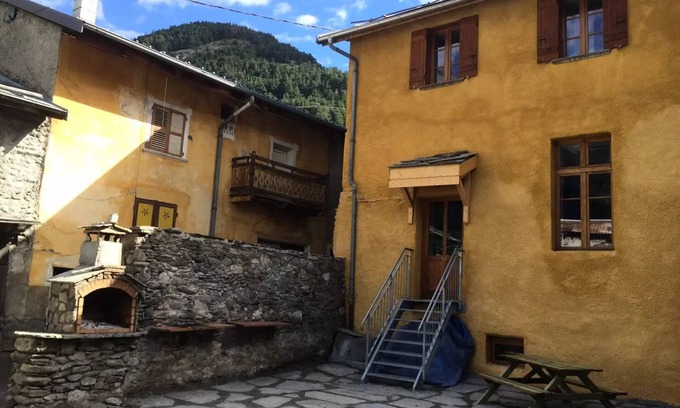 Termignon Apartment | 4 room apartment 10 people. right in the center of the resort - 4 Rooms 10 people
