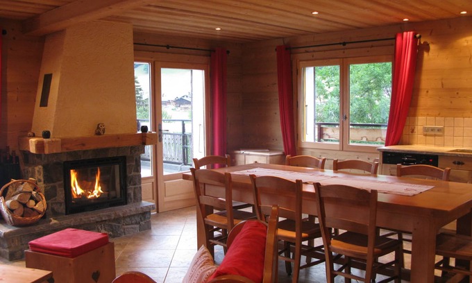 Le Chinaillon Apartment | Ideal Retreat: 4 Rooms for 8 at Chinaillon's Slopes