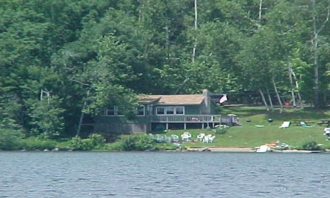 Mount Holly House | Secluded Lakefront Retreat near Ski Mountains - 9.2/10 Rated