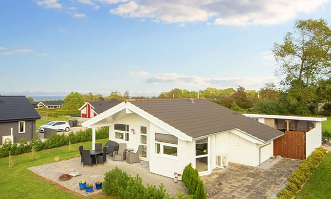 Nordborg House | Oceanfront 4-Star Holiday Home in Nordborg - Guest Rated 10/10