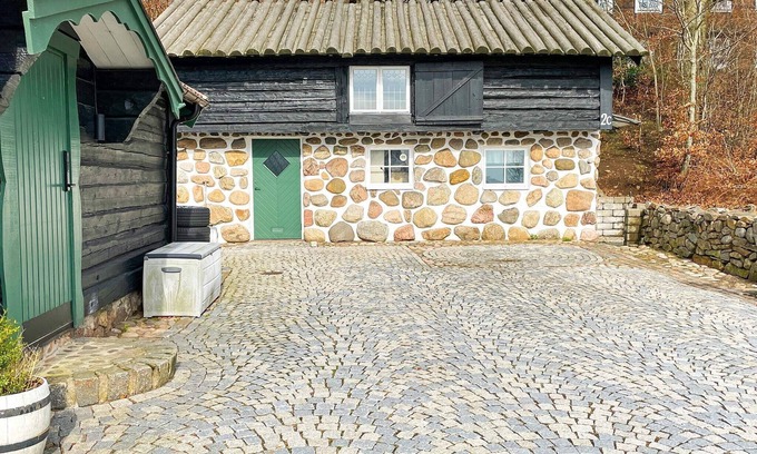 Bastad House | Relaxing 4-Star Holiday Home in BÅSTAD with Great Amenities