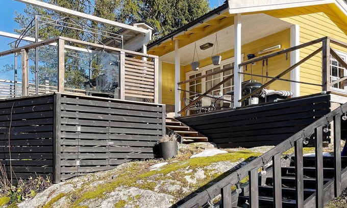 Norrtalje Municipality House | Charming 4-Star Holiday Home with Ocean View in VäTö