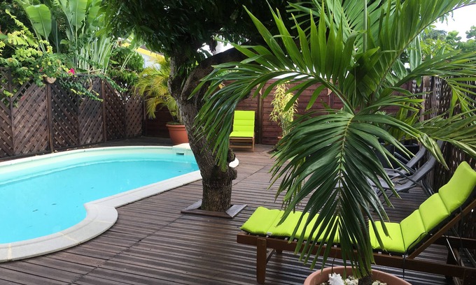 Sainte-Luce House | Exclusive 4-Star Retreat with Pool Near Beaches and Shops