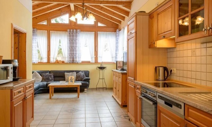 Barnzell Apartment | 4-Star Ocean View Retreat with Outdoor Seating & Spa