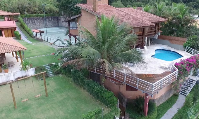 Ubatuba House | Spacious Suites for 15 with Pool, Tennis Court & Garden