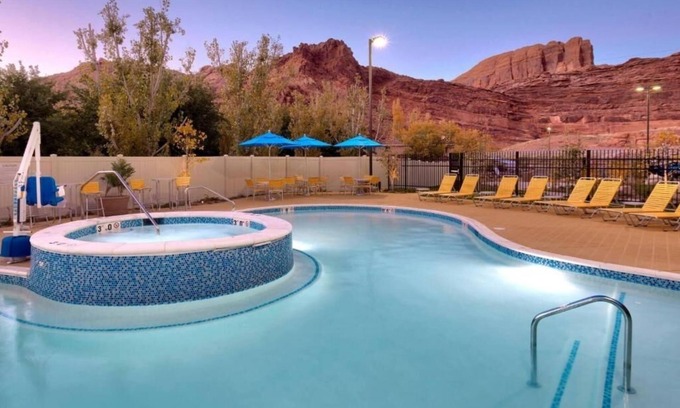 Moab Hotel | 4 Units w/Free Breakfast & Parking Near Colorado River and National Parks