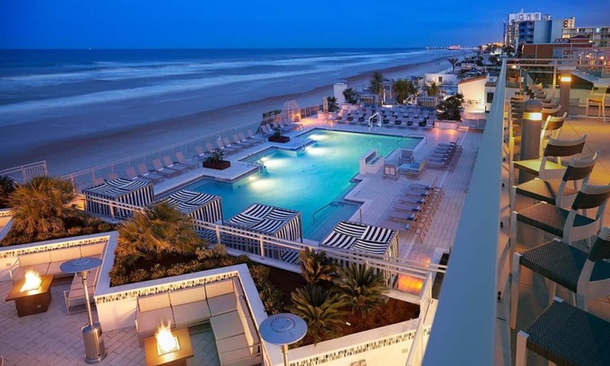 East Daytona Hotel | Beachfront Retreat with Ocean Views and Pool Access