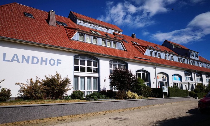 Stolpe Apartment | Spacious 4-Room Apartment with Pool for Family Getaways